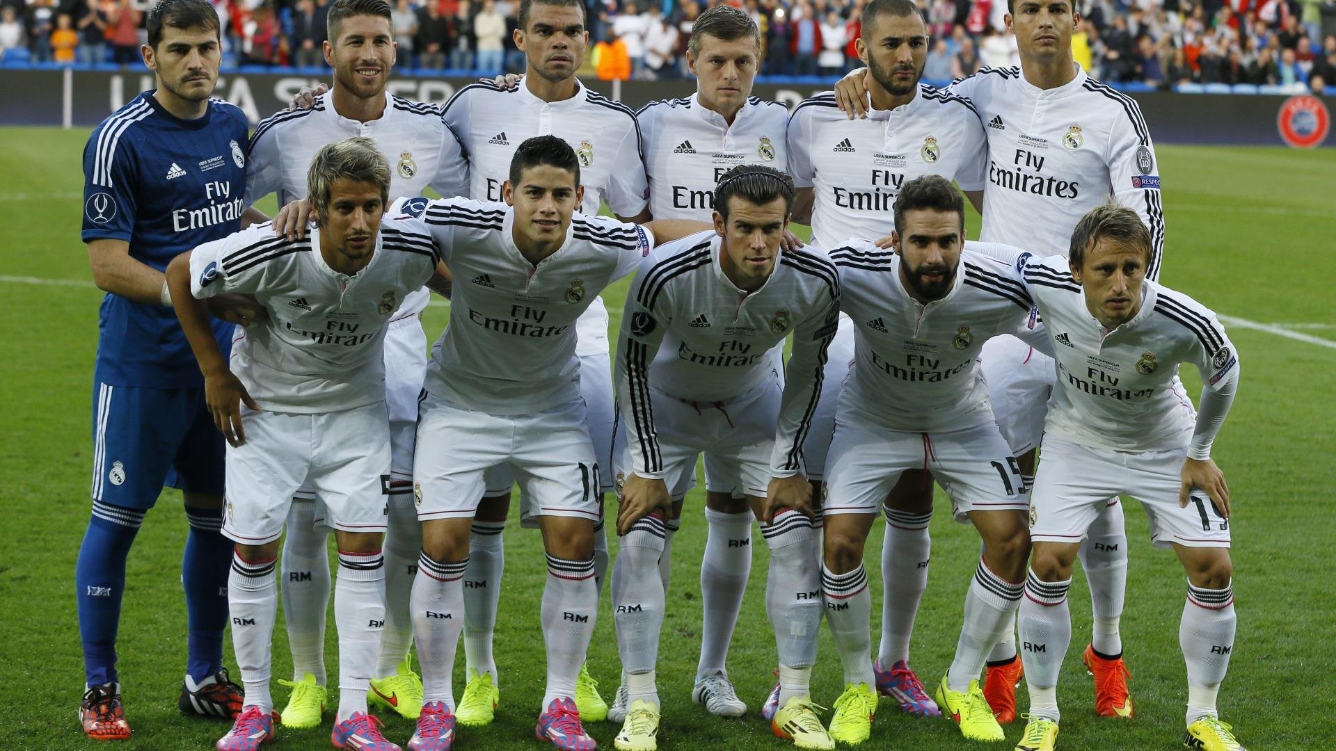 英超焦点战，曼联逆转击败劲敌，英超曼联足球